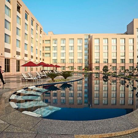 Radisson Blu Hotel Rudrapur Εξωτερικό φωτογραφία