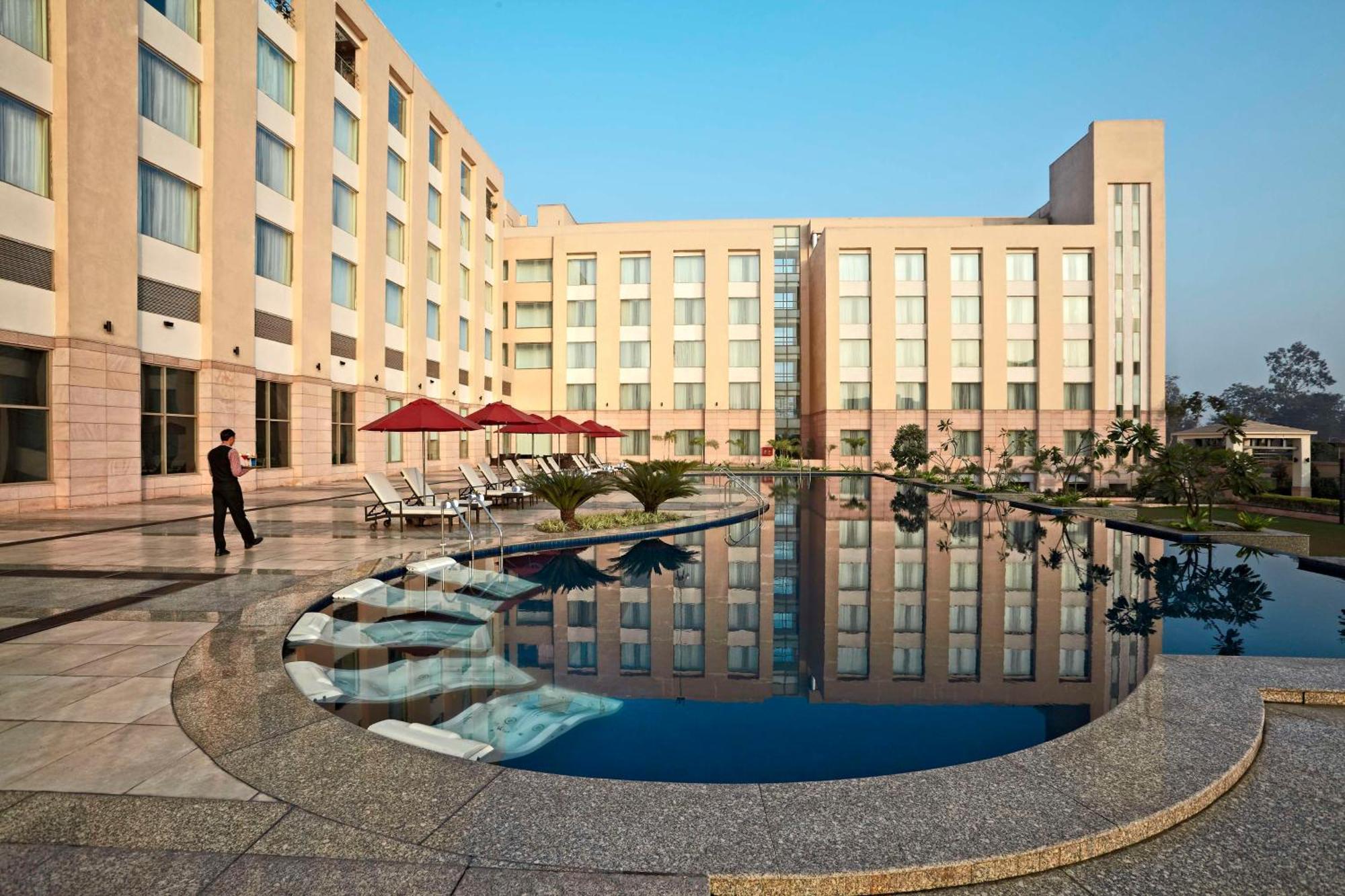 Radisson Blu Hotel Rudrapur Εξωτερικό φωτογραφία
